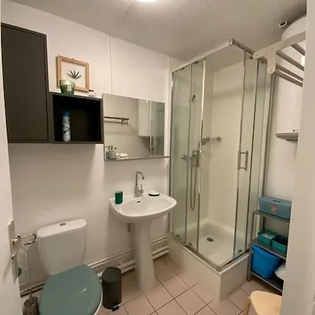 Studio Confortable, Equipe - 2min Caserne De Bonne شقة